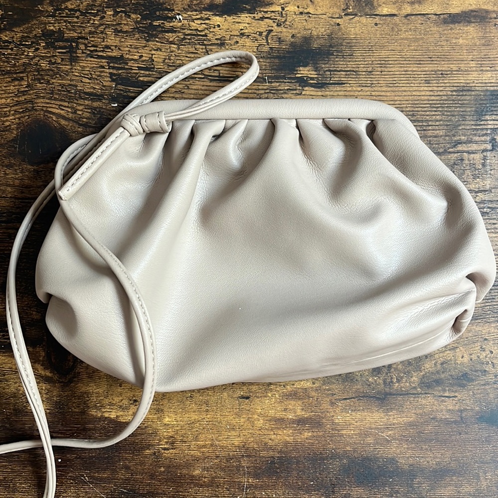 Steve Madden Bnikki Clutch